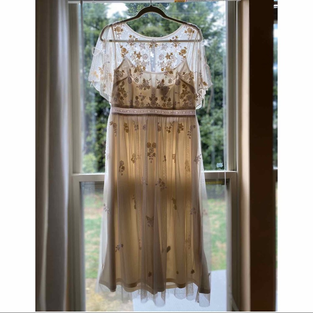 Adrianna Papell dress size 12 - ONLY WORN ONCE